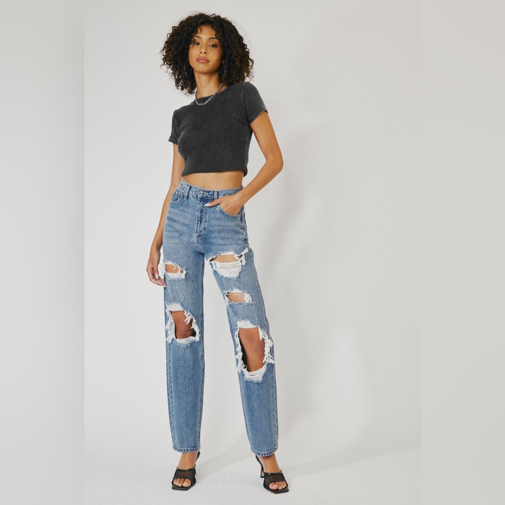 NWT KanCan Kyla Ultra High Rise 90's Baggy Jean in medium wash 9/28